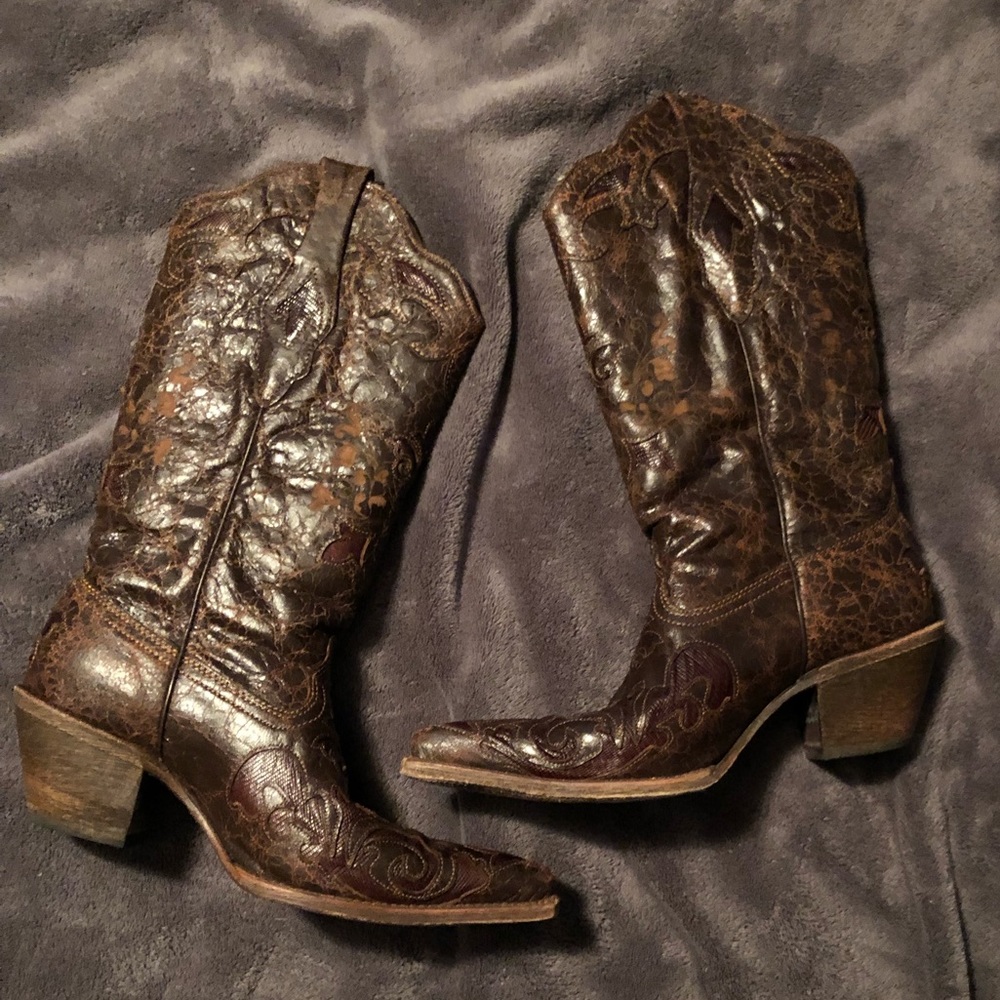 SOLD Brown Corral Boots